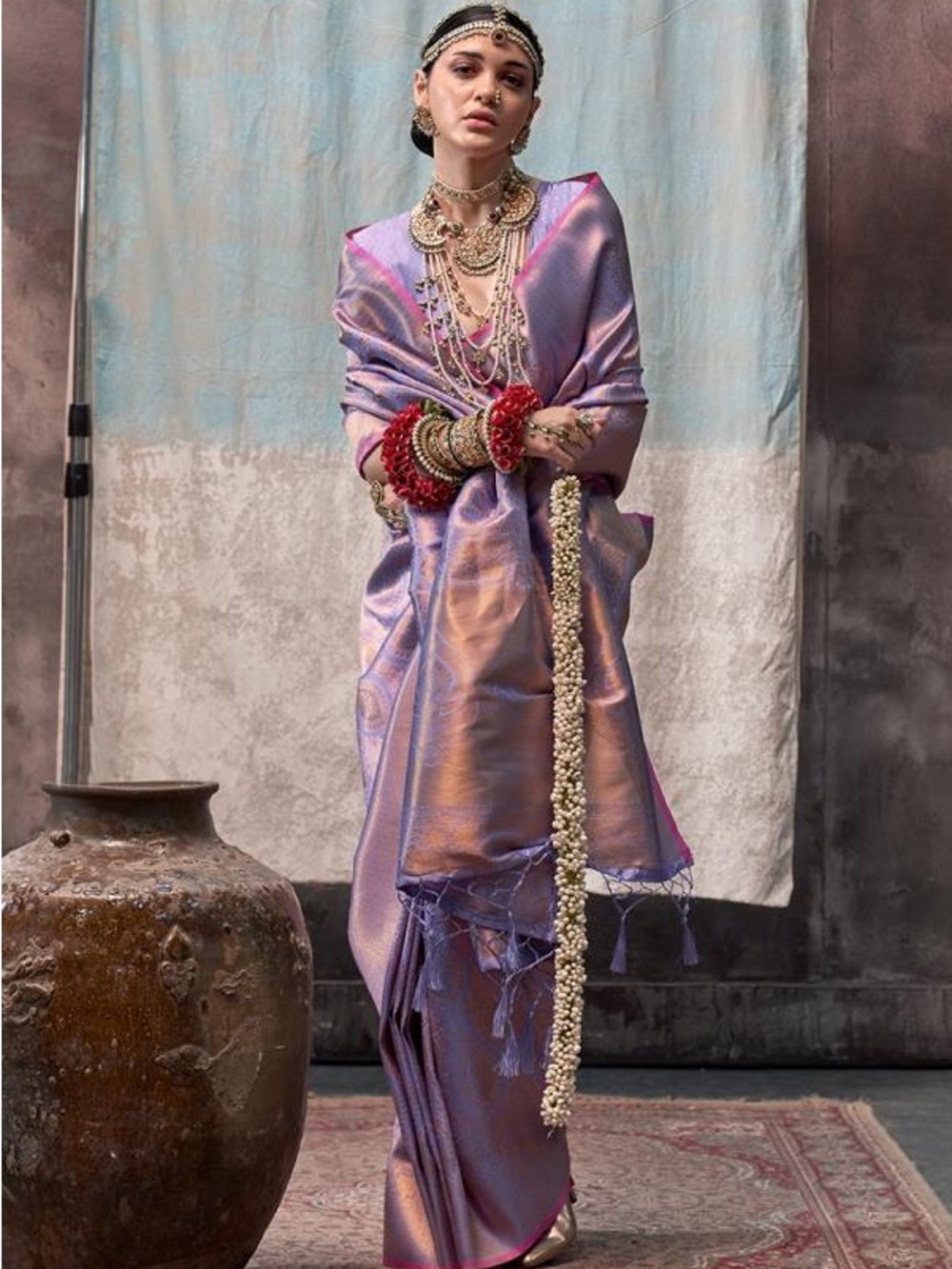 Iridescent Lavender-Pink dual shade Silk Sari with Tassel Border